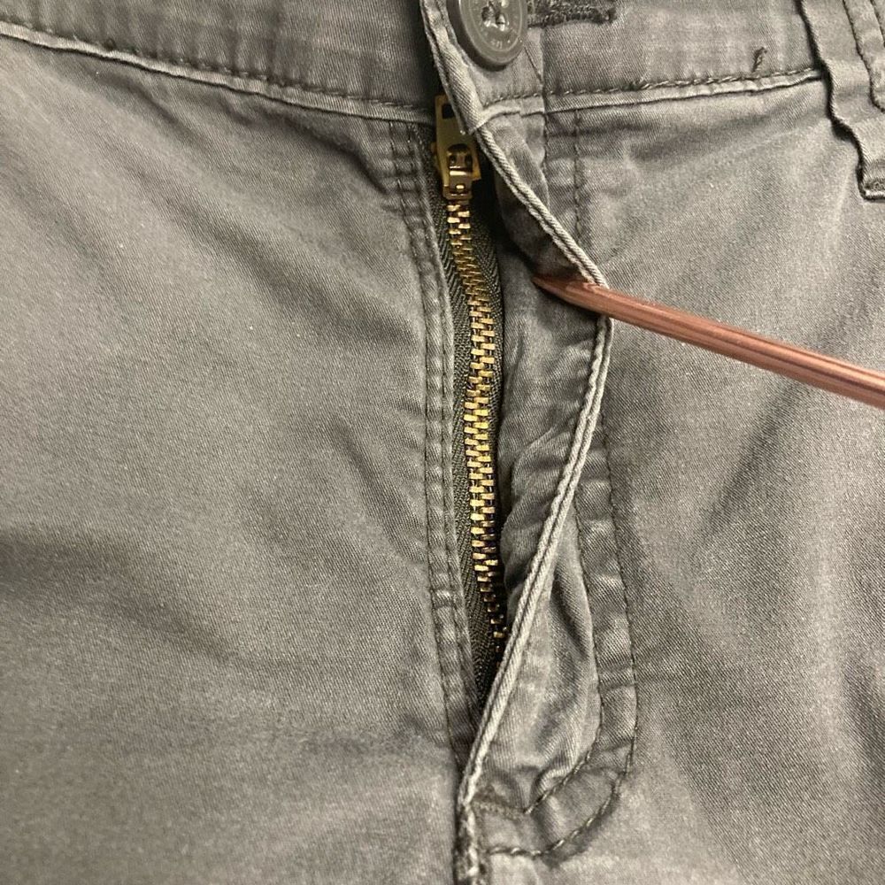 LEE Women’s Cropped Cargo Pants Brown Size 6M Capri - Picture 11 of 12